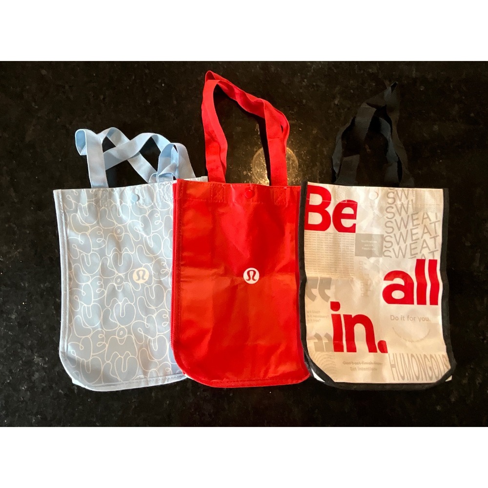 Lululemon Reusable Shopping Tote Bag Set of‎ 3 Red Blue White Small Shoppers